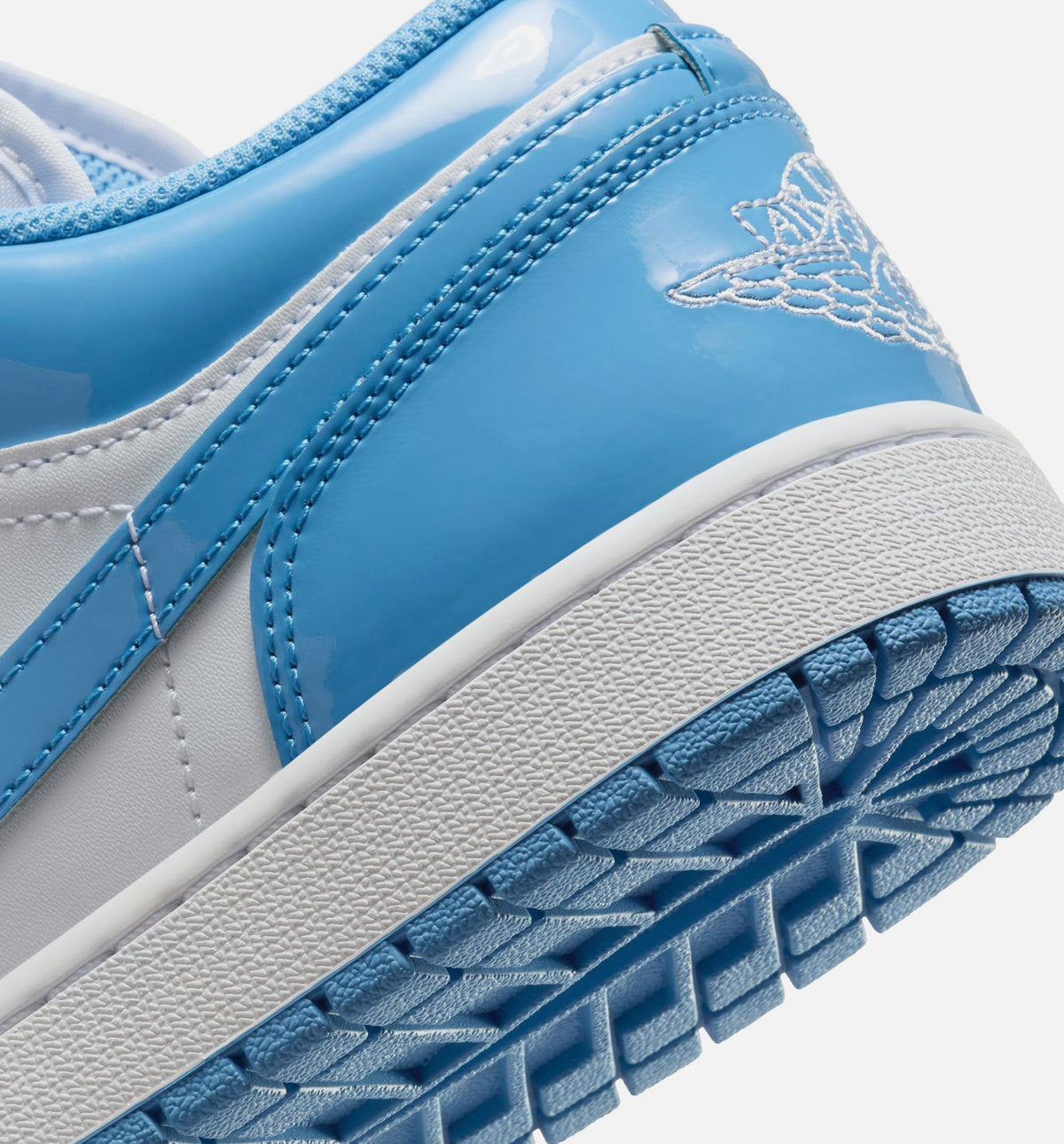 Air Jordan 1 Retro Low 'Legend Blue' - Men's Lifestyle Sneaker (Legend Blue/White)