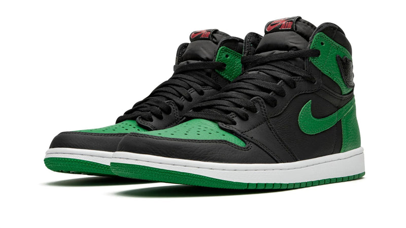 Air Jordan 1 Retro High OG 'Pine Green' 2.0 – Black & Pine Green AJ1 High with Premium Two-Tone Build & Year-Round Wearability